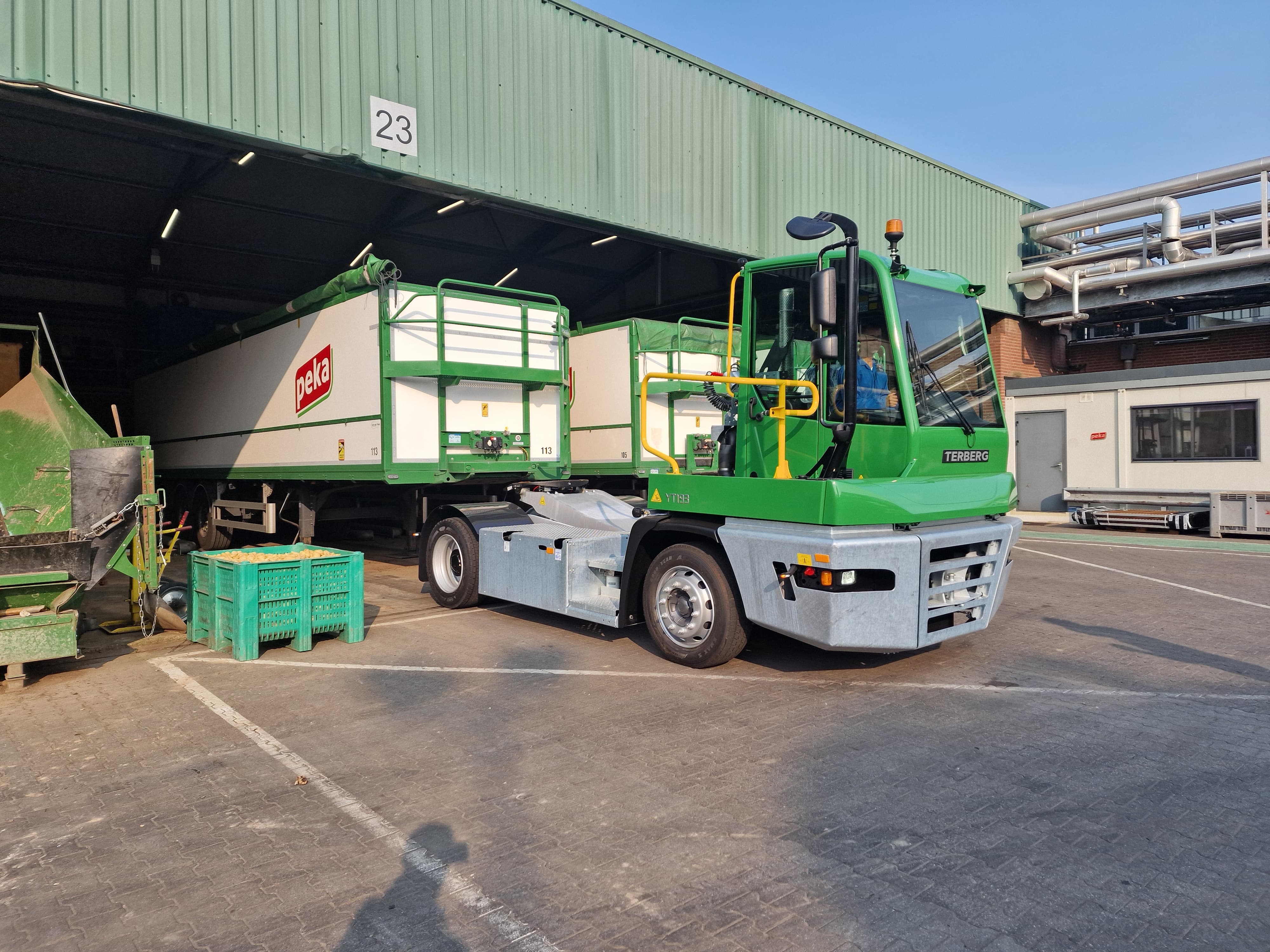 YT193 shifts 5000 tonnes of potatoes every week